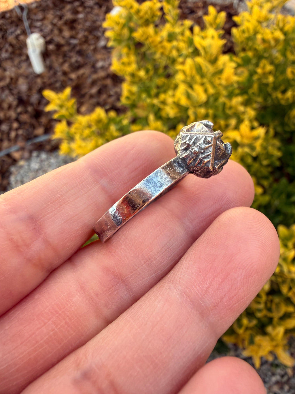 Rustic Navajo Ring (Sz 8)