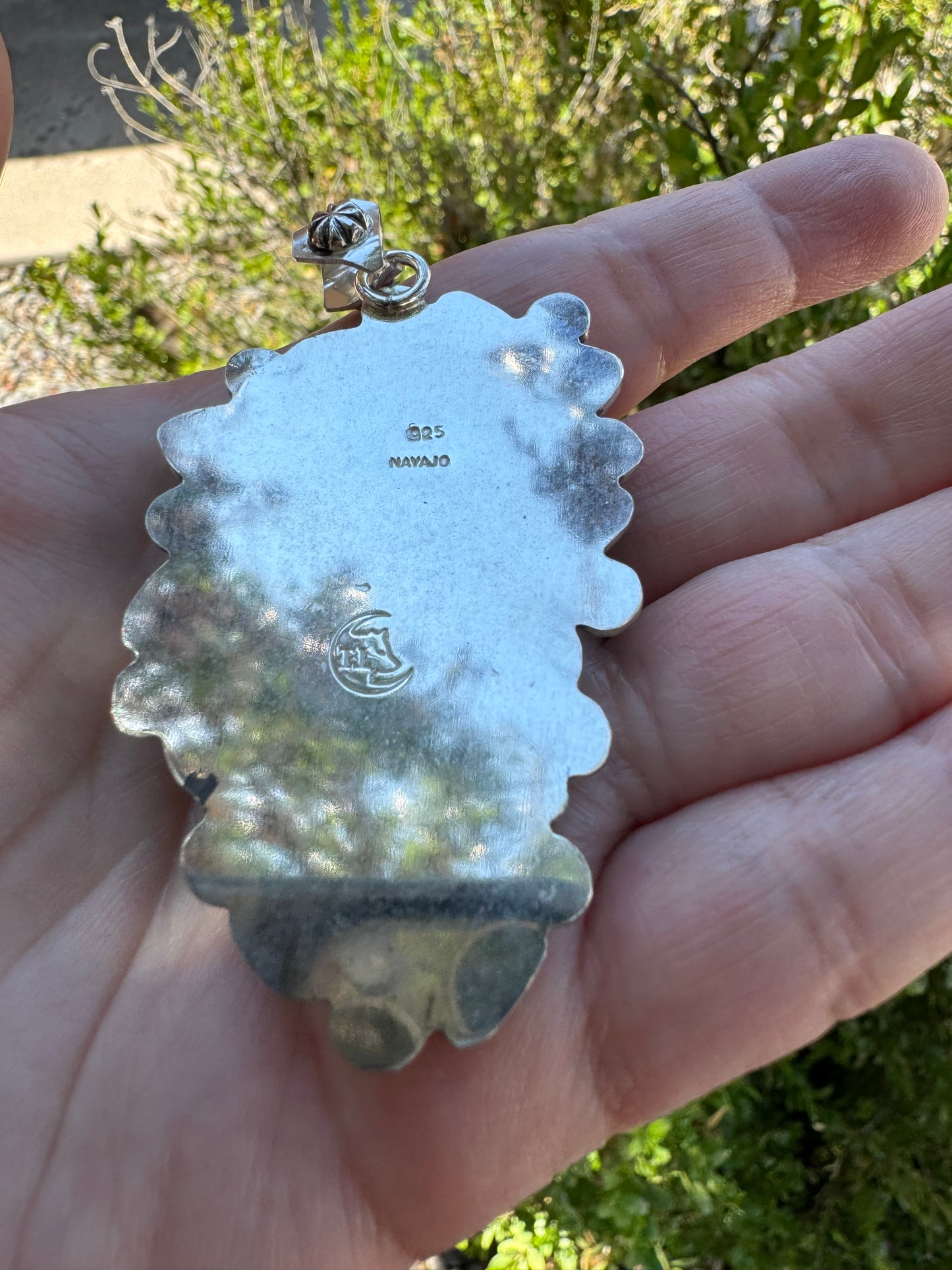 Hubei Bolt Pendant