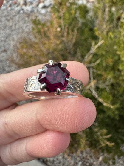 Rhodolite Garnet Ring (Sz 9.25)
