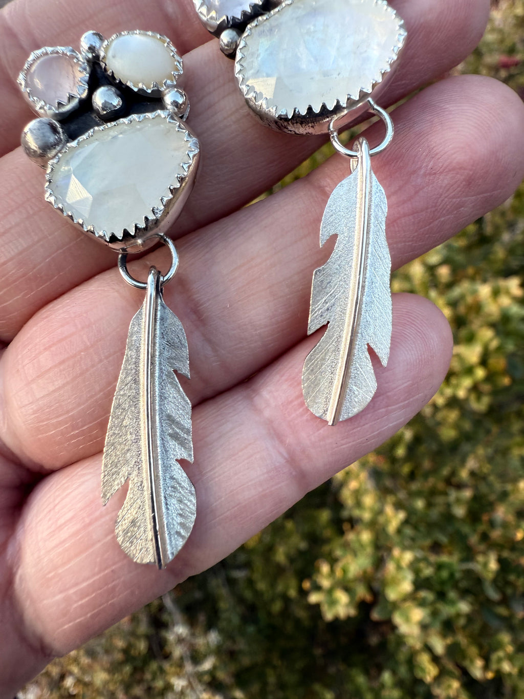 White Small Feather Earrings