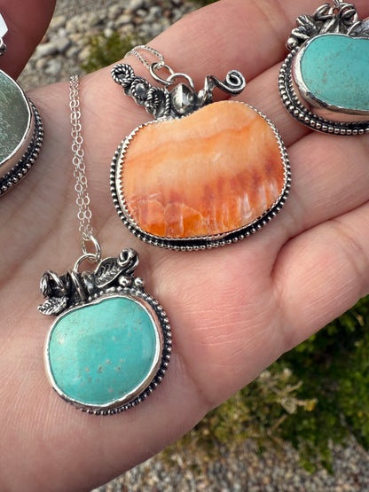 Small Kingman Turquoise Pumpkin Necklace (1)