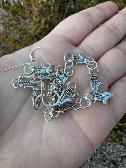Naadą́ą́' Corn Dangle Earrings