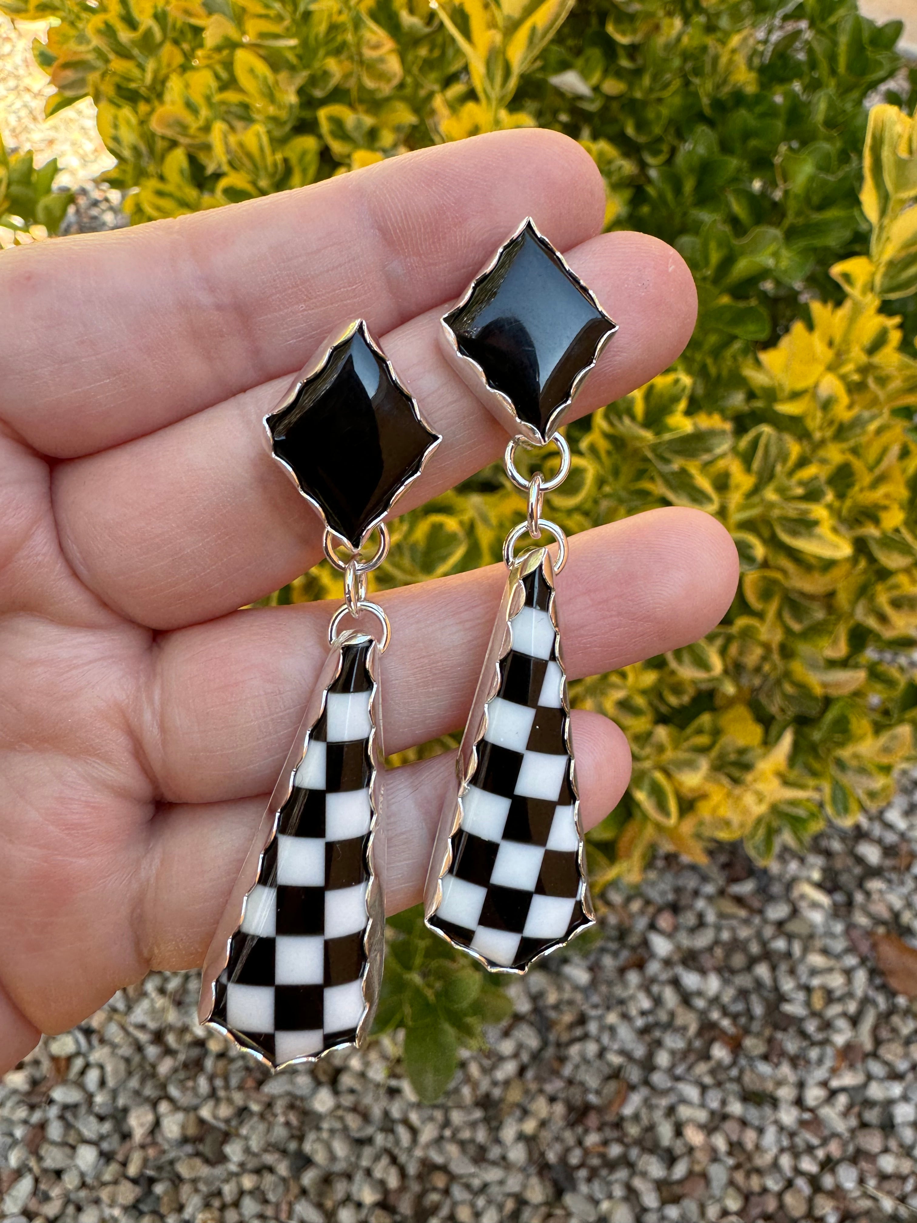 Jet and Pristine Earrings (scalloped)