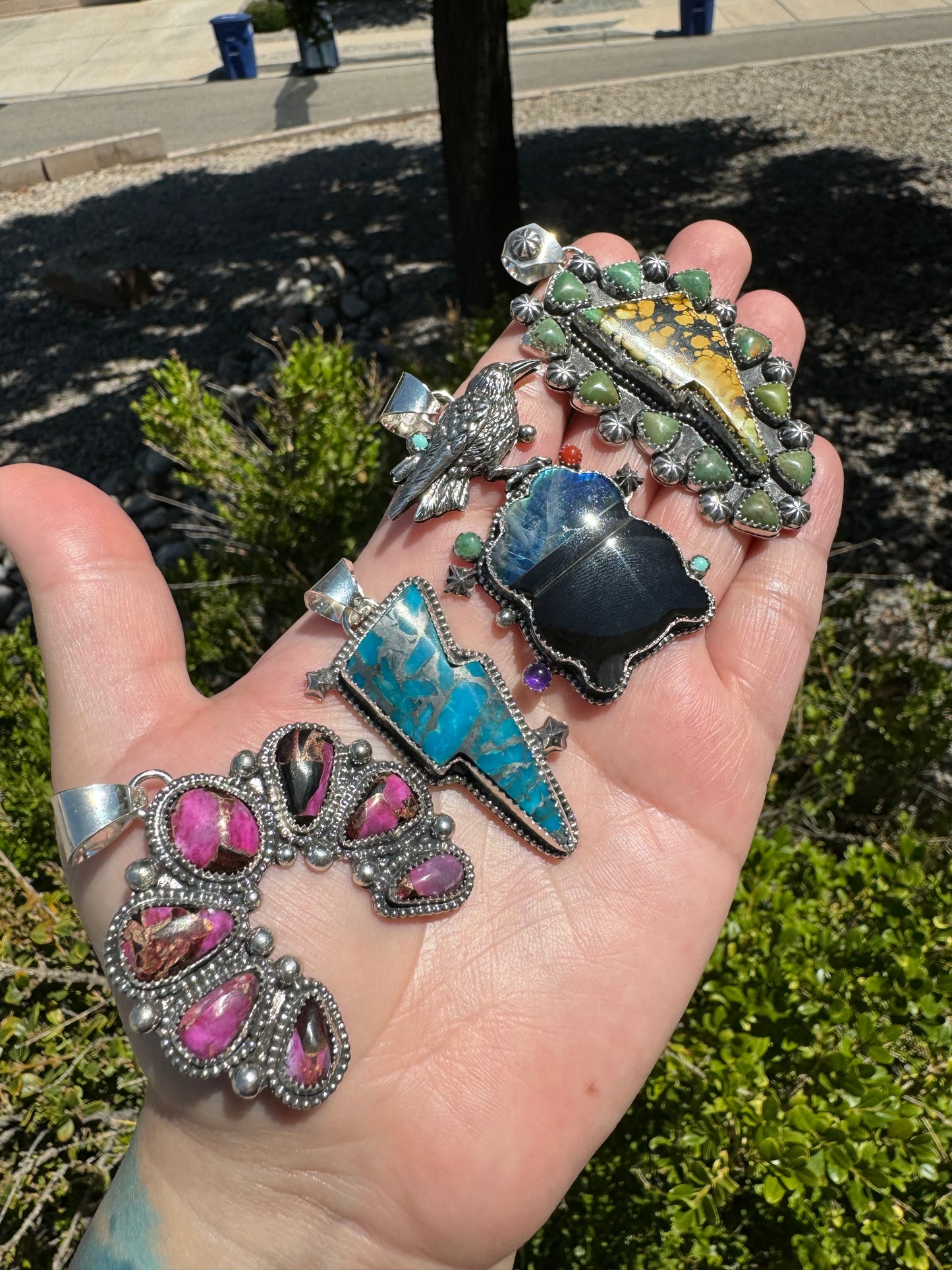 Hubei Bolt Pendant