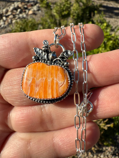 Small Pumpkin Necklace (3)