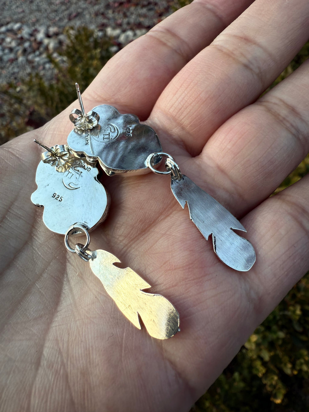 White Small Feather Earrings