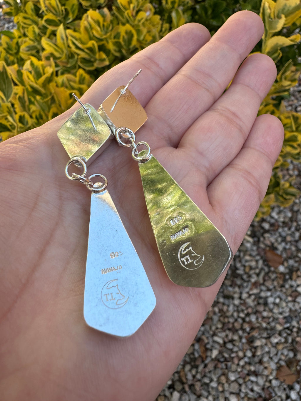 Jet and Pristine Earrings (scalloped)