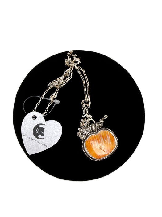 Spiny Oyster Pumpkin Necklace (large1)